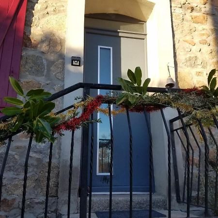 La Clef Des Champs - Gite 9 Personnes Entre Lyon Et St-Etienne Les Halles Exterior foto